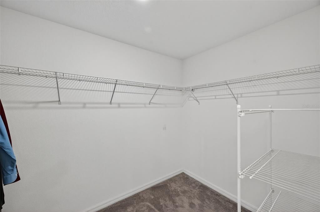 For Sale: $285,000 (3 beds, 2 baths, 1451 Square Feet)