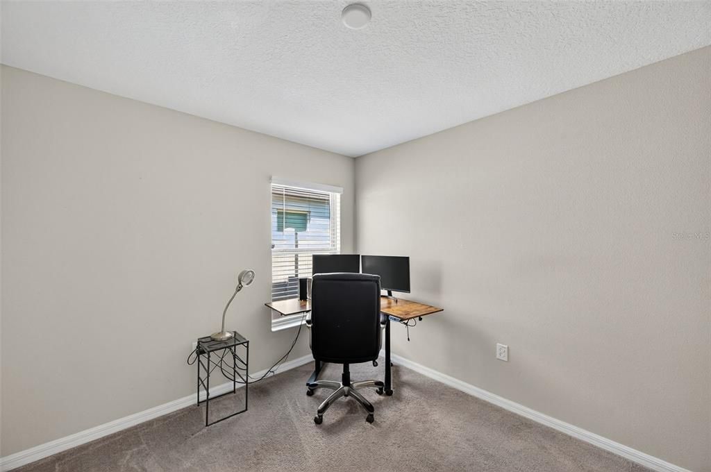 For Sale: $285,000 (3 beds, 2 baths, 1451 Square Feet)