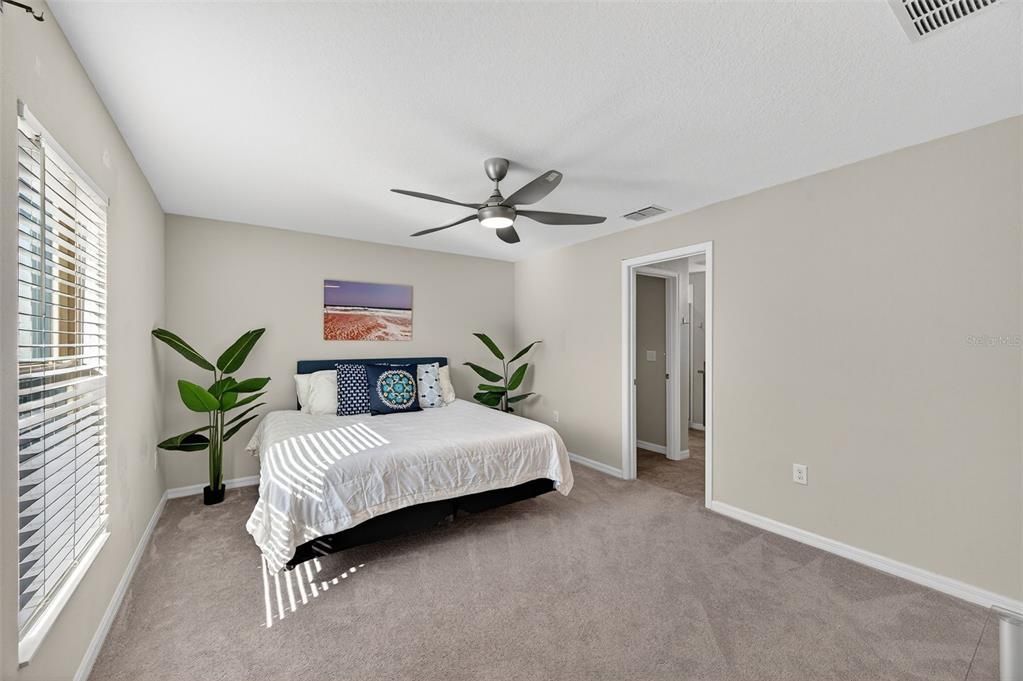 For Sale: $285,000 (3 beds, 2 baths, 1451 Square Feet)