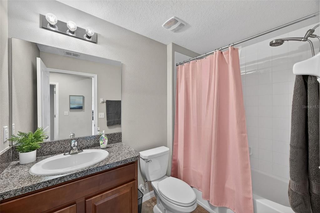 For Sale: $285,000 (3 beds, 2 baths, 1451 Square Feet)