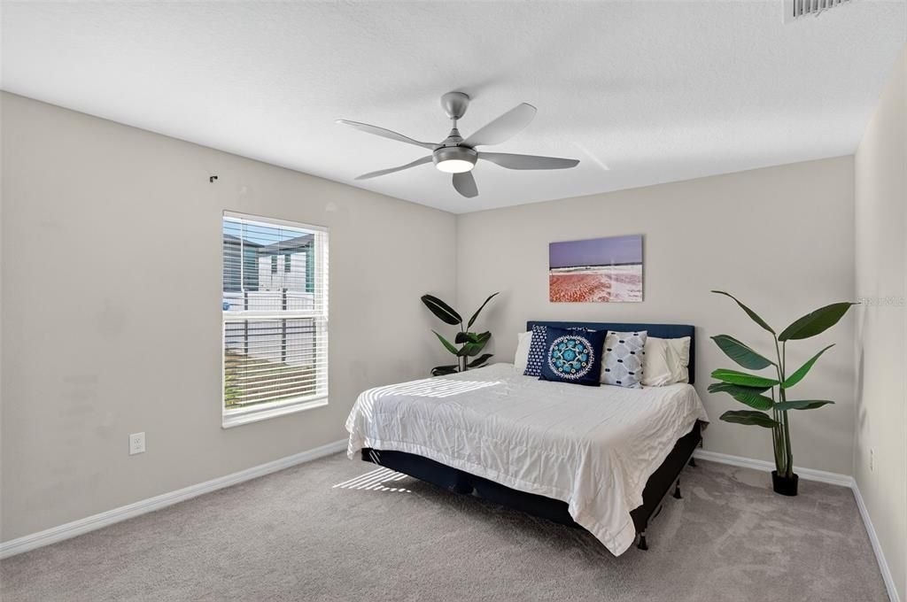 For Sale: $285,000 (3 beds, 2 baths, 1451 Square Feet)