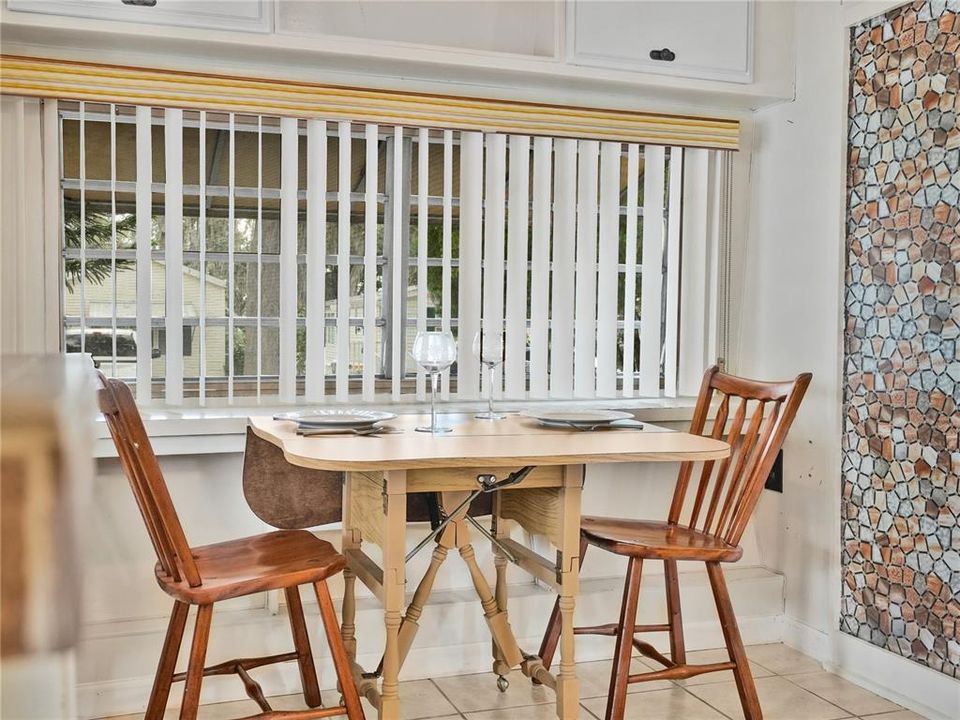 待售: $95,000 (1 贝兹, 1 浴室, 643 平方英尺)