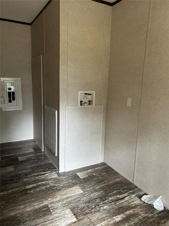 На продажу: $235,000 (2 спален, 2 ванн, 896 Квадратных фут)