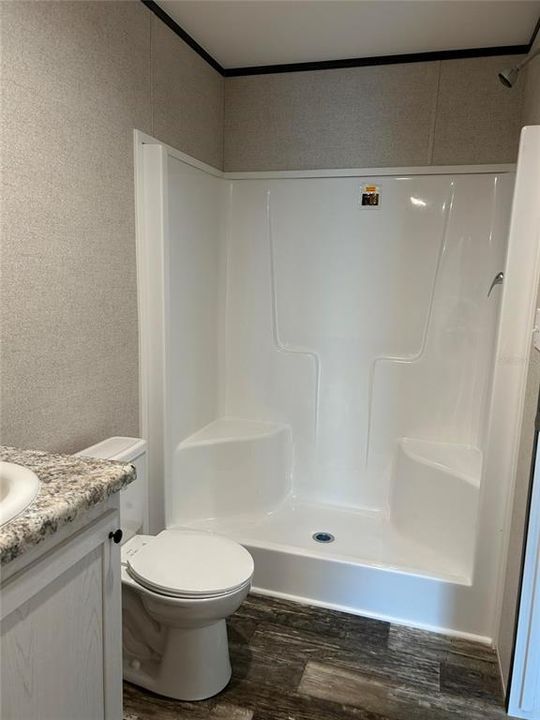 На продажу: $235,000 (2 спален, 2 ванн, 896 Квадратных фут)