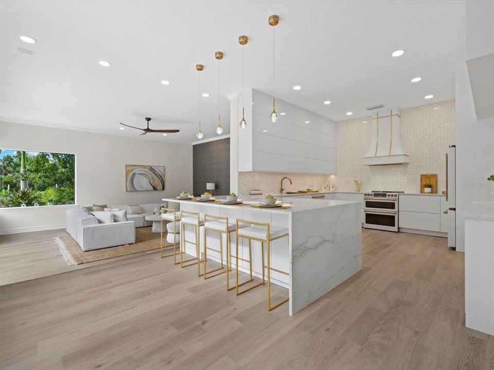 For Rent: $10,500 (4 beds, 3 baths, 5012 Square Feet)