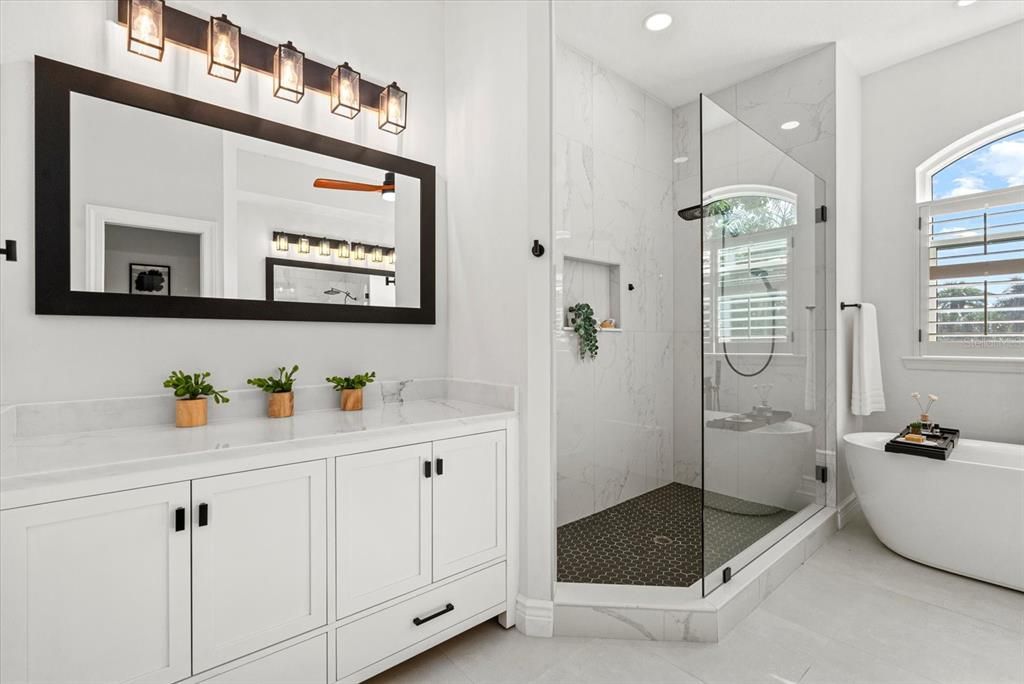 For Rent: $10,500 (4 beds, 3 baths, 5012 Square Feet)