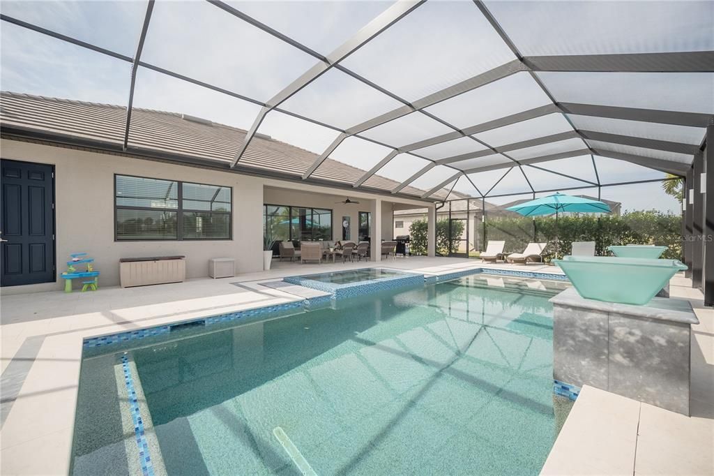 For Rent: $3,900 (3 beds, 3 baths, 2650 Square Feet)