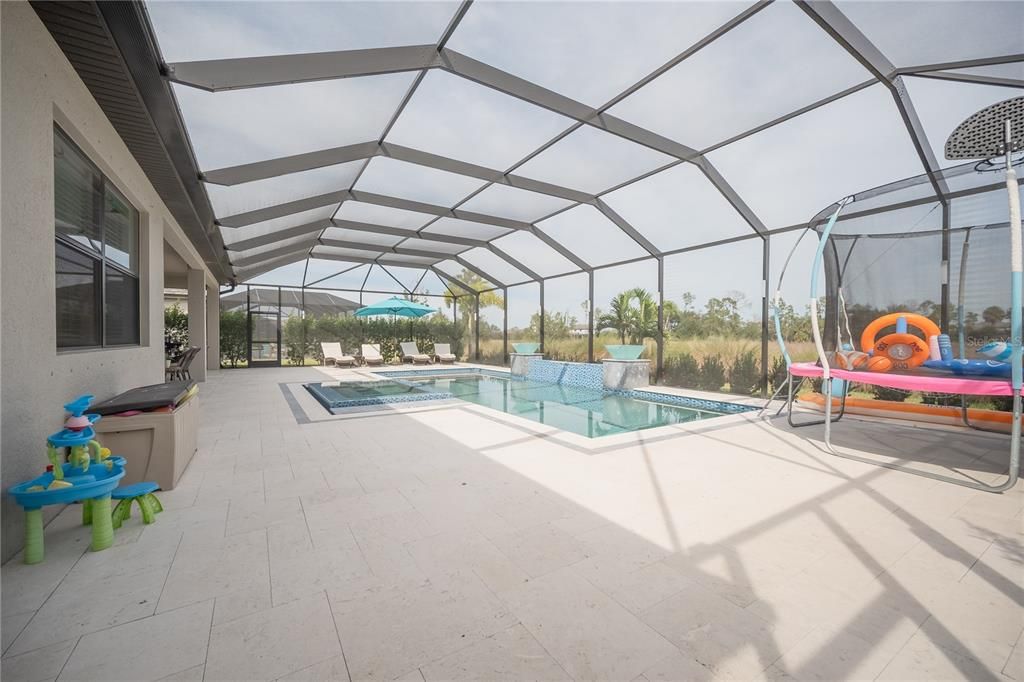 For Rent: $3,900 (3 beds, 3 baths, 2650 Square Feet)