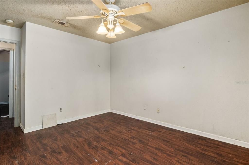 En Venta: $175,000 (3 camas, 2 baños, 1284 Pies cuadrados)