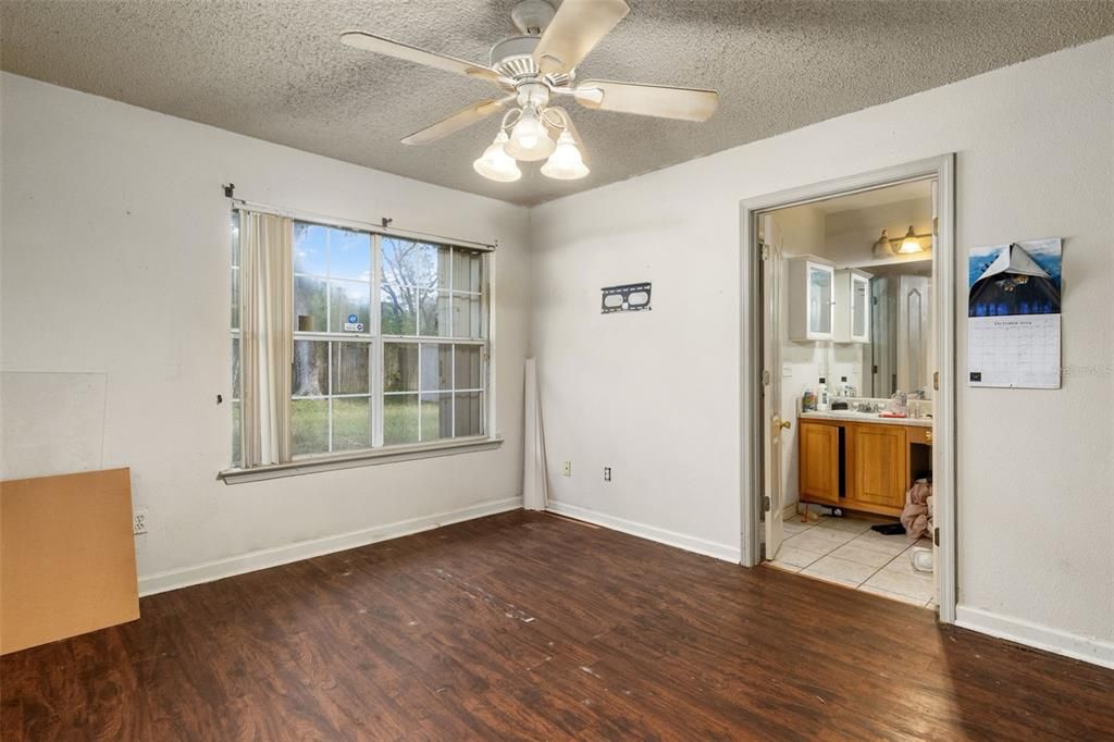 En Venta: $175,000 (3 camas, 2 baños, 1284 Pies cuadrados)