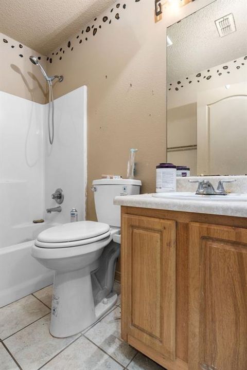 En Venta: $175,000 (3 camas, 2 baños, 1284 Pies cuadrados)