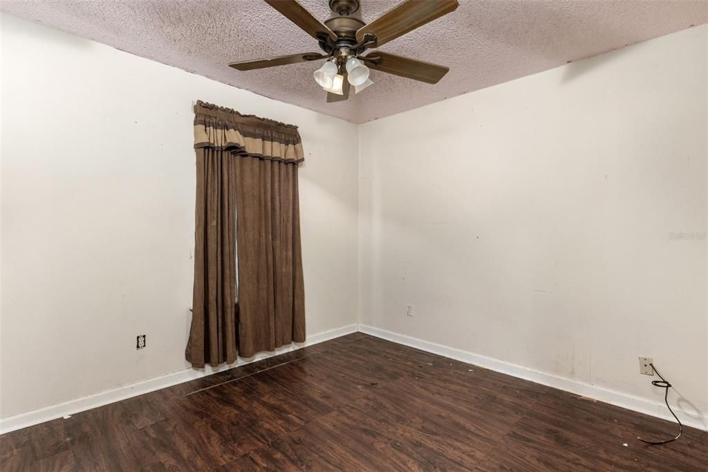 En Venta: $175,000 (3 camas, 2 baños, 1284 Pies cuadrados)