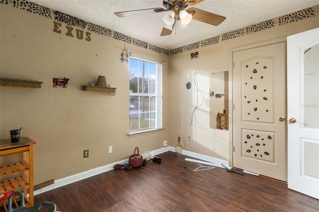 En Venta: $175,000 (3 camas, 2 baños, 1284 Pies cuadrados)