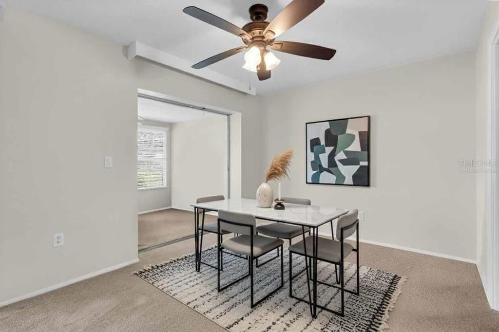 Под контрактом: $215,000 (2 спален, 2 ванн, 1323 Квадратных фут)