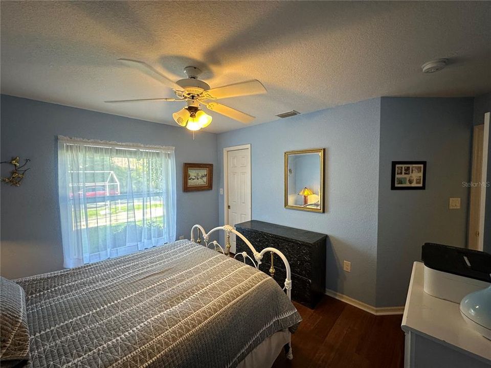 For Sale: $409,000 (4 beds, 2 baths, 2432 Square Feet)