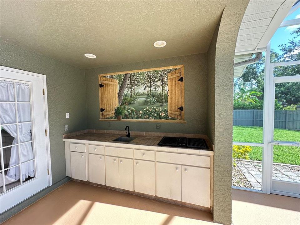 For Sale: $409,000 (4 beds, 2 baths, 2432 Square Feet)