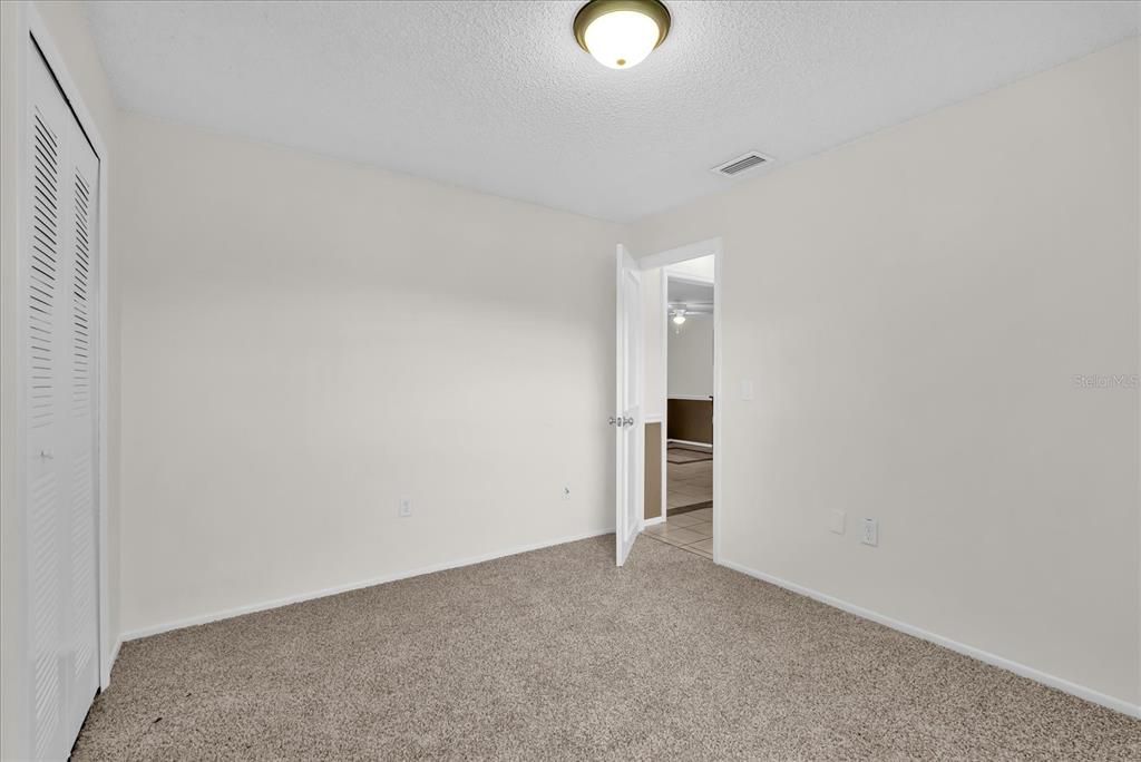 出租: $1,800 (3 贝兹, 2 浴室, 1106 平方英尺)