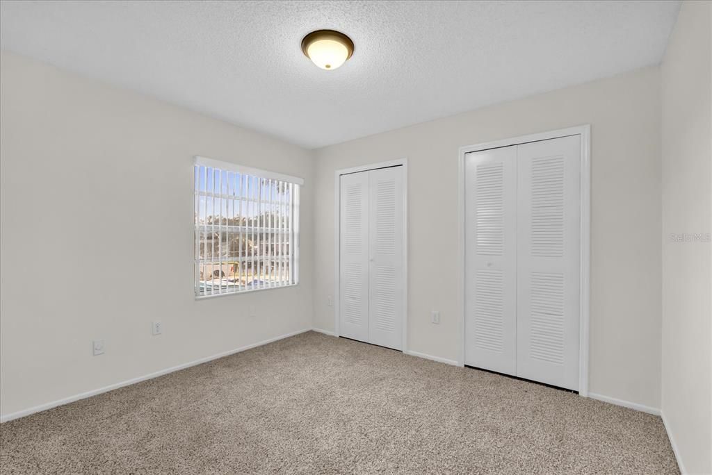 出租: $1,800 (3 贝兹, 2 浴室, 1106 平方英尺)