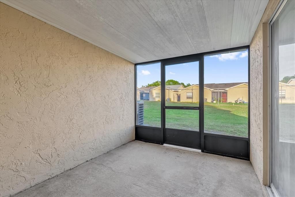 出租: $1,800 (3 贝兹, 2 浴室, 1106 平方英尺)