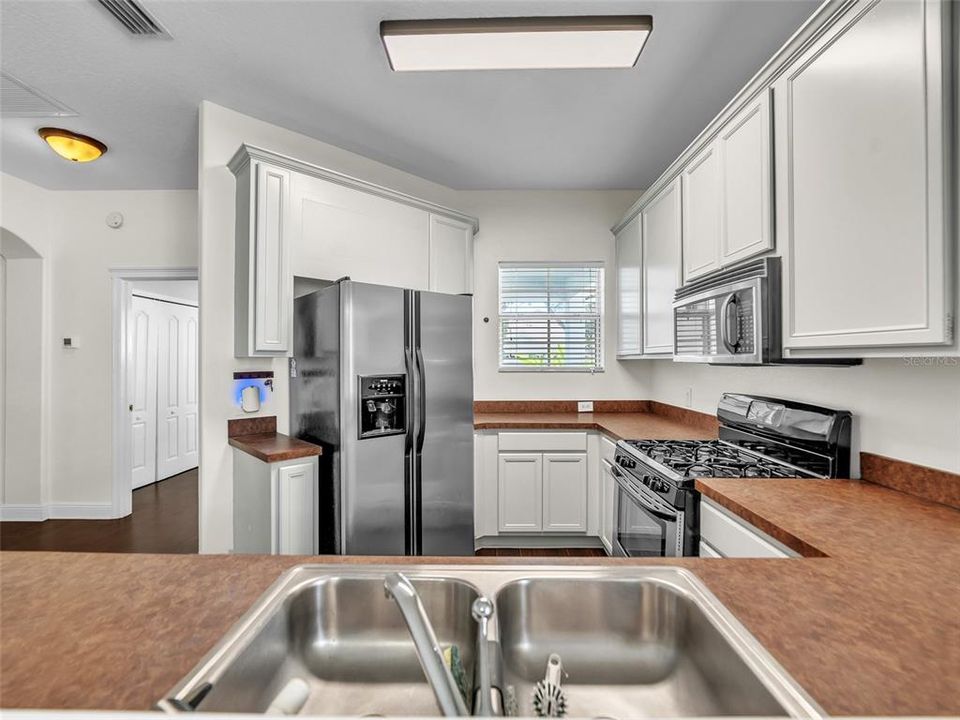 En Venta: $275,000 (2 camas, 2 baños, 1328 Pies cuadrados)