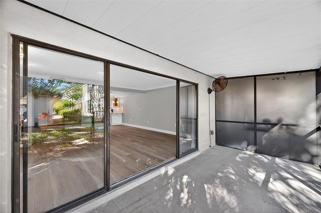 For Sale: $385,000 (3 beds, 3 baths, 1720 Square Feet)