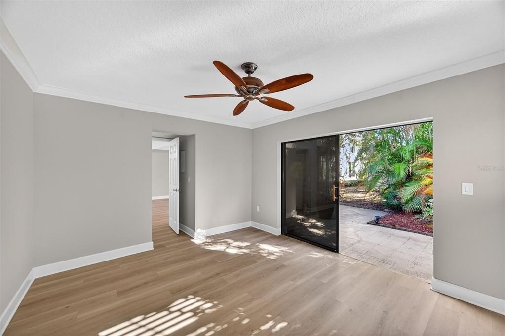 For Sale: $385,000 (3 beds, 3 baths, 1720 Square Feet)