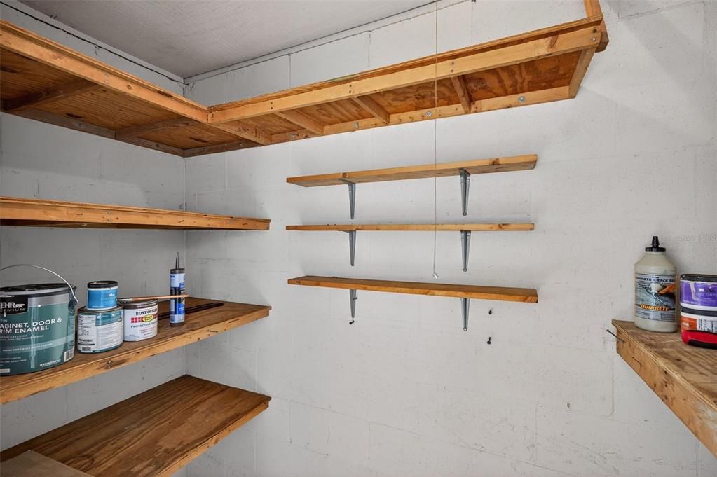 For Sale: $385,000 (3 beds, 3 baths, 1720 Square Feet)