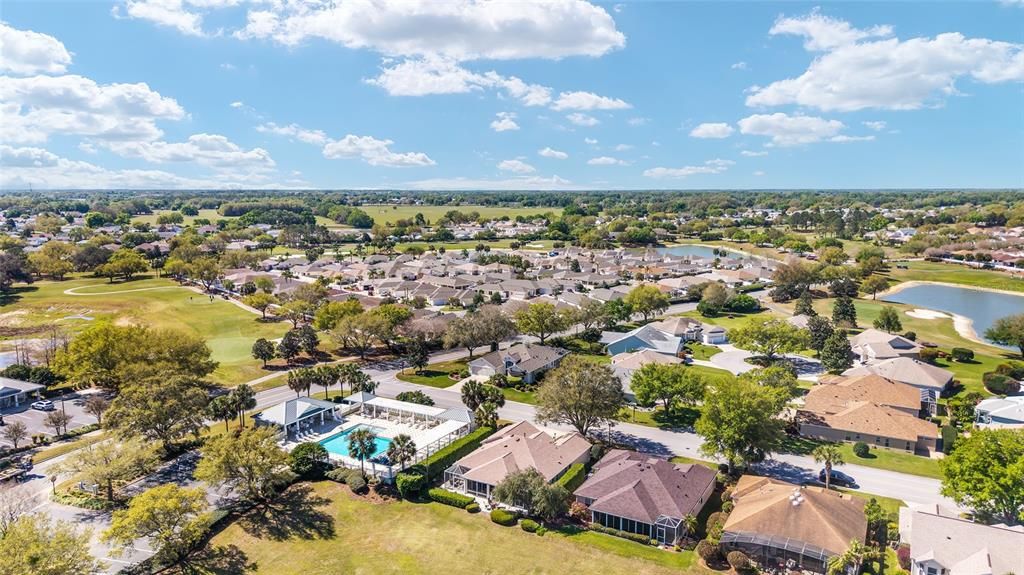 En Venta: $599,000 (3 camas, 2 baños, 2300 Pies cuadrados)