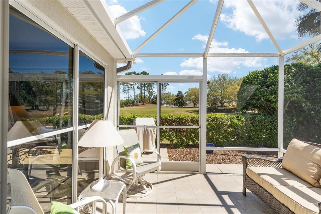 En Venta: $599,000 (3 camas, 2 baños, 2300 Pies cuadrados)