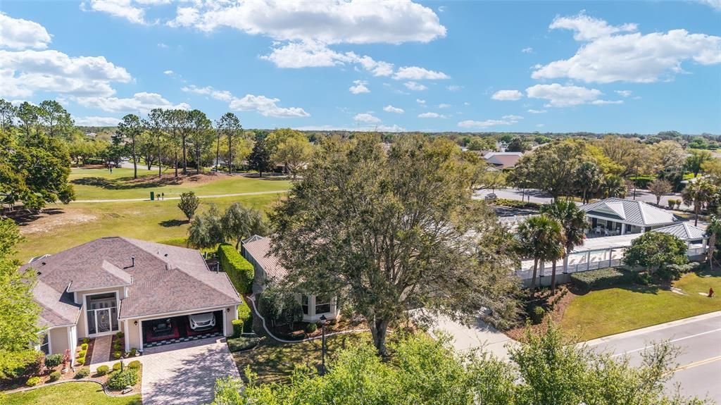 En Venta: $599,000 (3 camas, 2 baños, 2300 Pies cuadrados)