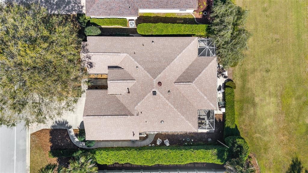 En Venta: $599,000 (3 camas, 2 baños, 2300 Pies cuadrados)