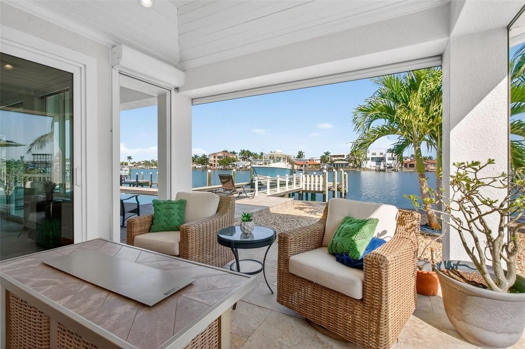 For Sale: $1,699,000 (4 beds, 3 baths, 2566 Square Feet)