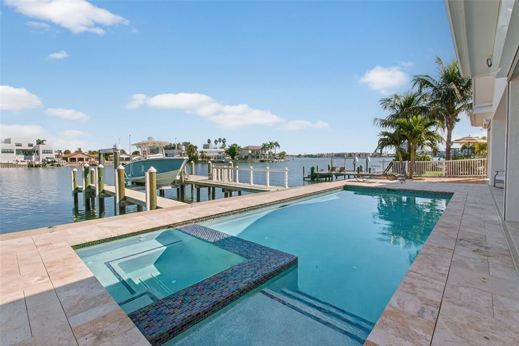 For Sale: $1,699,000 (4 beds, 3 baths, 2566 Square Feet)