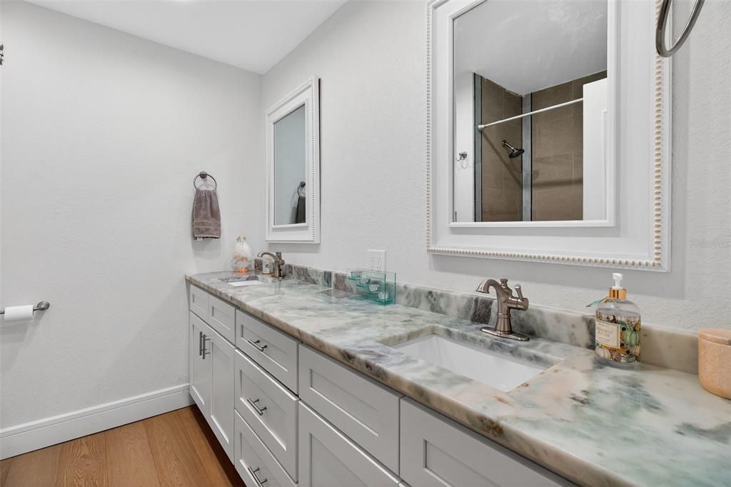 For Sale: $1,699,000 (4 beds, 3 baths, 2566 Square Feet)