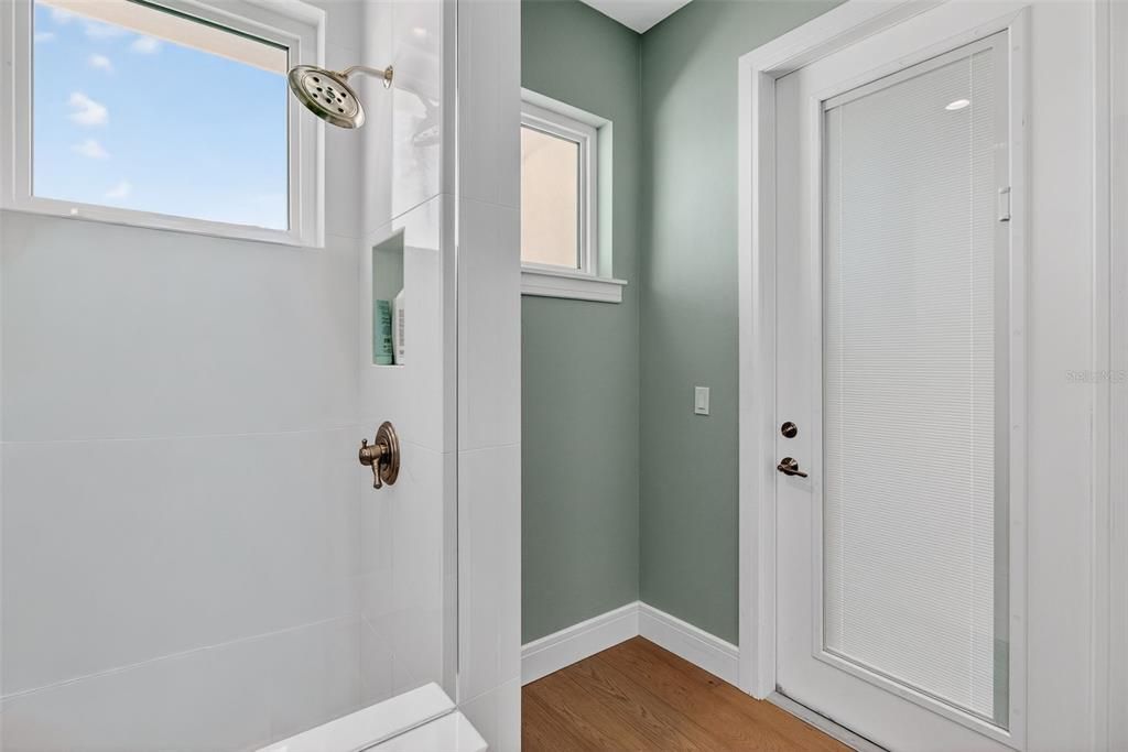 For Sale: $1,699,000 (4 beds, 3 baths, 2566 Square Feet)