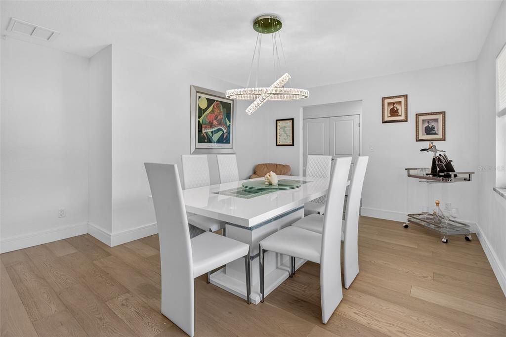 For Sale: $1,699,000 (4 beds, 3 baths, 2566 Square Feet)