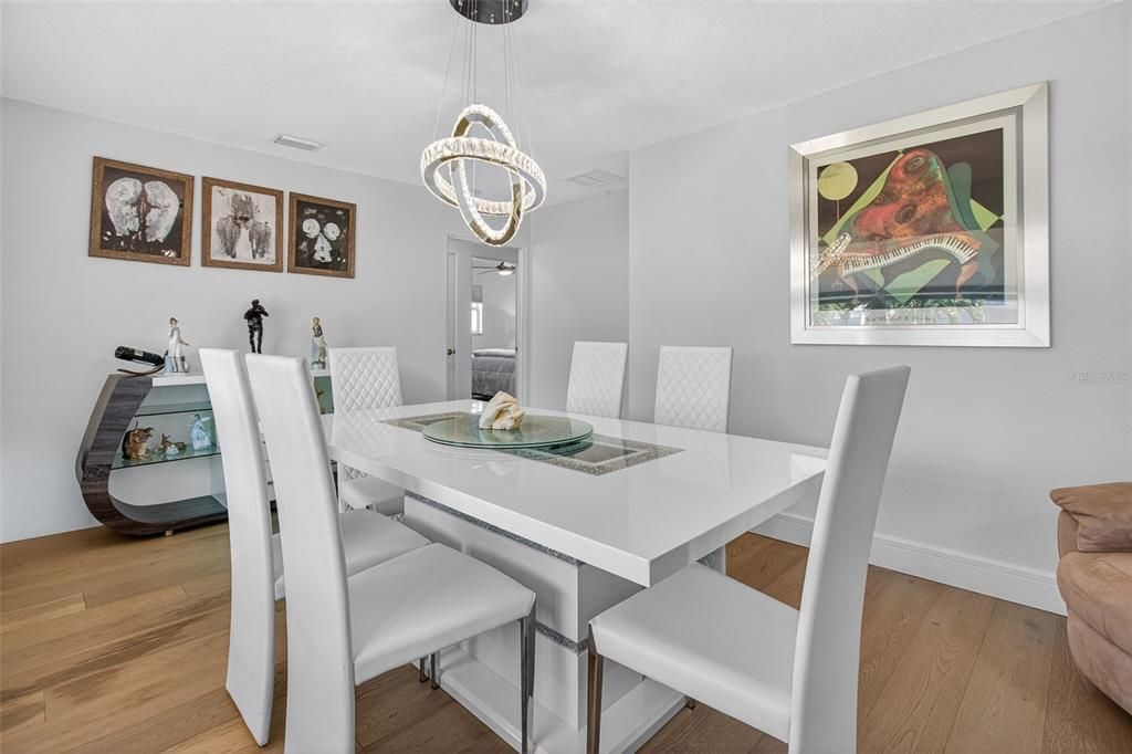 For Sale: $1,699,000 (4 beds, 3 baths, 2566 Square Feet)