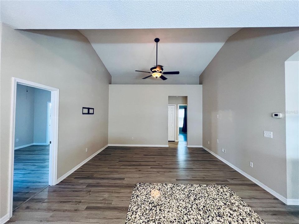 В аренду: $2,600 (3 спален, 2 ванн, 1592 Квадратных фут)