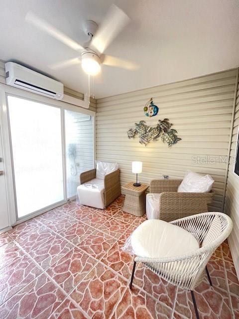 For Rent: $2,300 (2 beds, 2 baths, 1121 Square Feet)