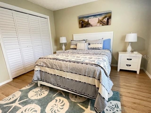 For Rent: $2,300 (2 beds, 2 baths, 1121 Square Feet)