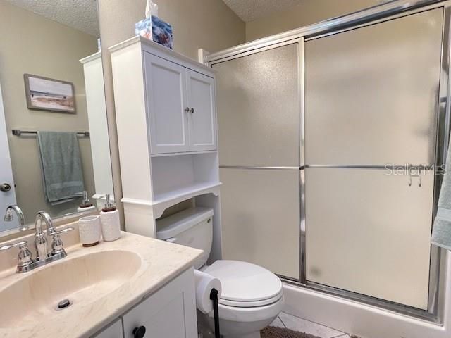 For Rent: $2,300 (2 beds, 2 baths, 1121 Square Feet)
