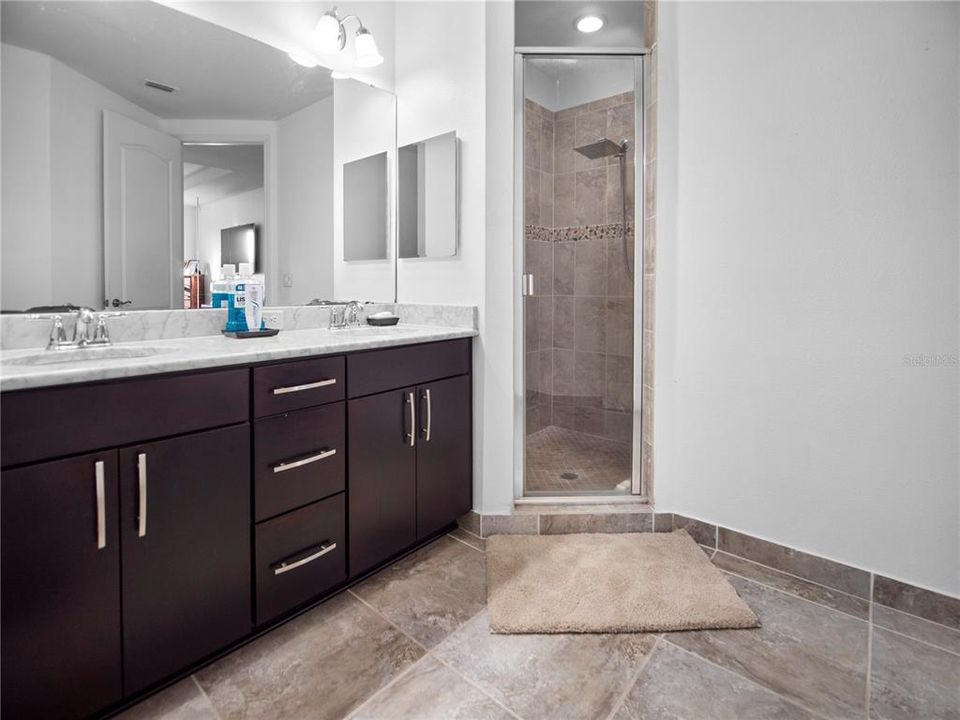 На продажу: $523,500 (4 спален, 3 ванн, 2083 Квадратных фут)