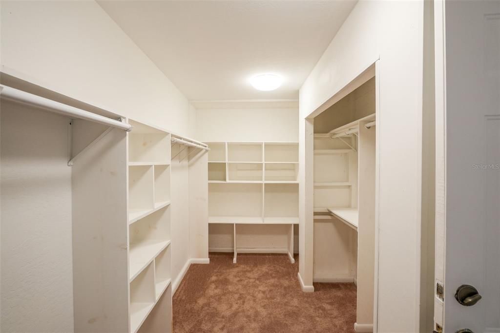 В аренду: $2,300 (3 спален, 2 ванн, 2116 Квадратных фут)