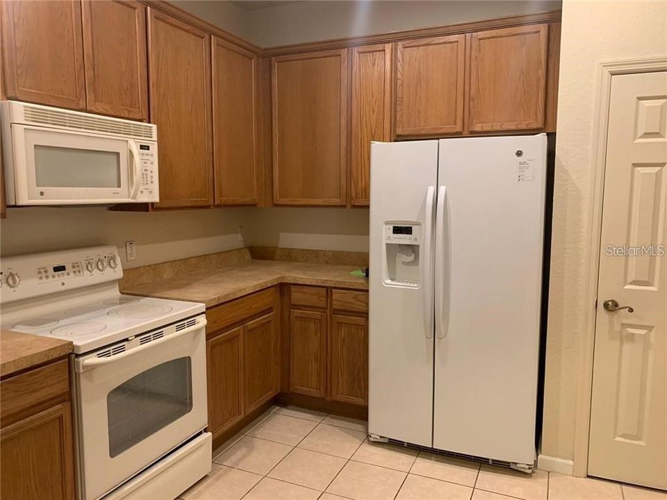 For Rent: $1,800 (3 beds, 2 baths, 1433 Square Feet)
