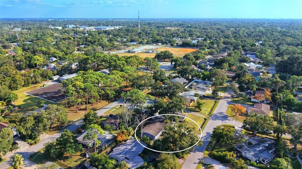 合同活跃: $319,000 (3 贝兹, 1 浴室, 1290 平方英尺)