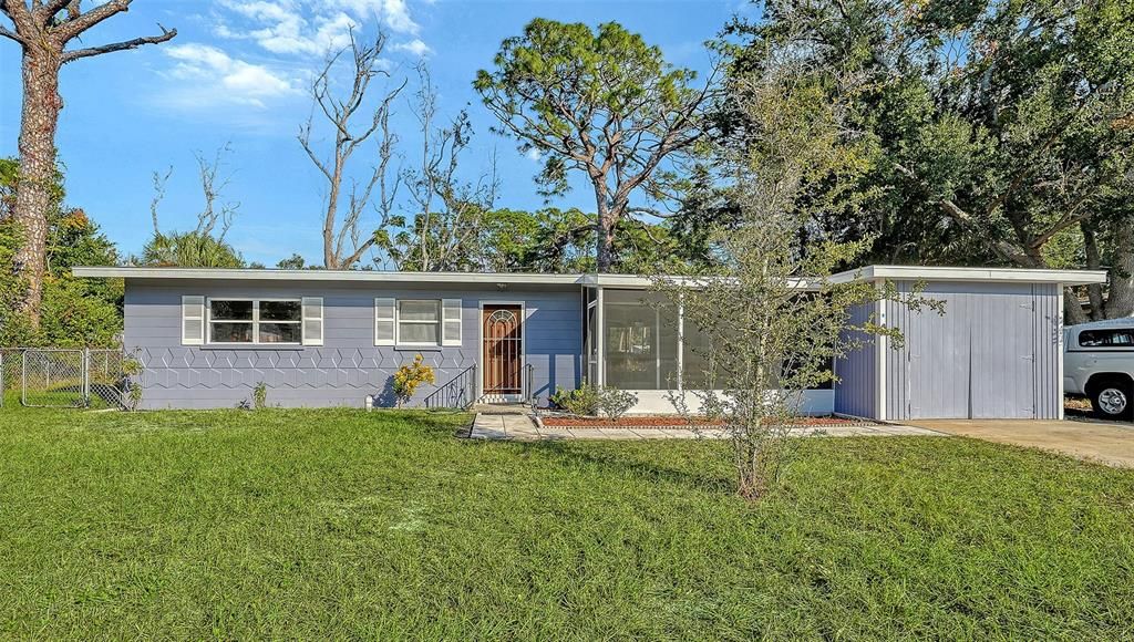 合同活跃: $319,000 (3 贝兹, 1 浴室, 1290 平方英尺)