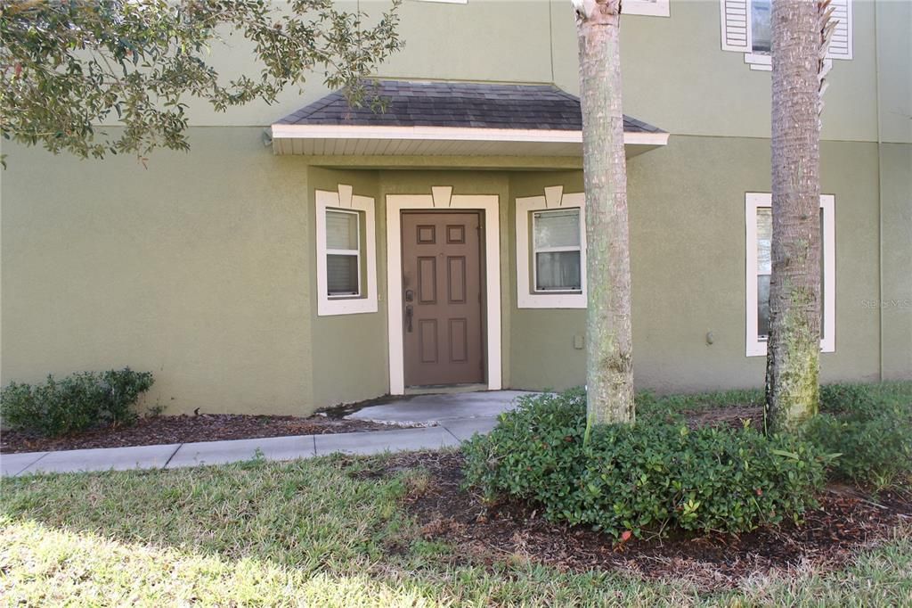 На продажу: $200,000 (4 спален, 3 ванн, 1676 Квадратных фут)