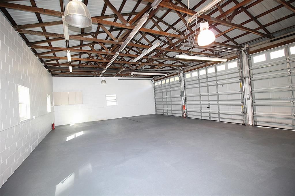 待售: $35,940 (0 贝兹, 0 浴室, 864 平方英尺)