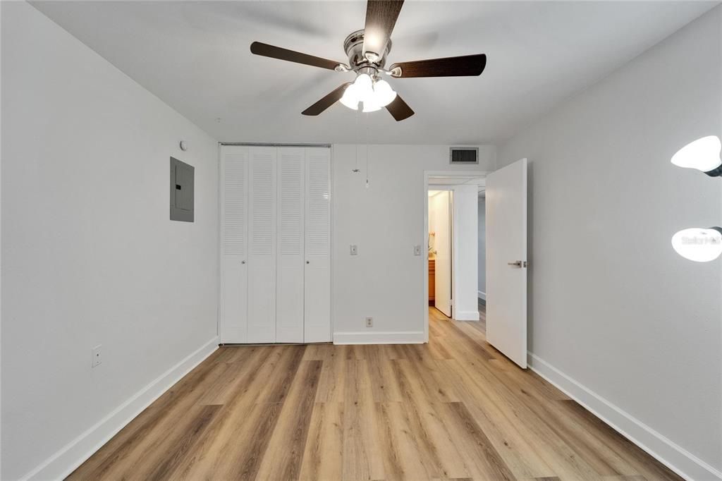 For Rent: $1,750 (2 beds, 2 baths, 960 Square Feet)