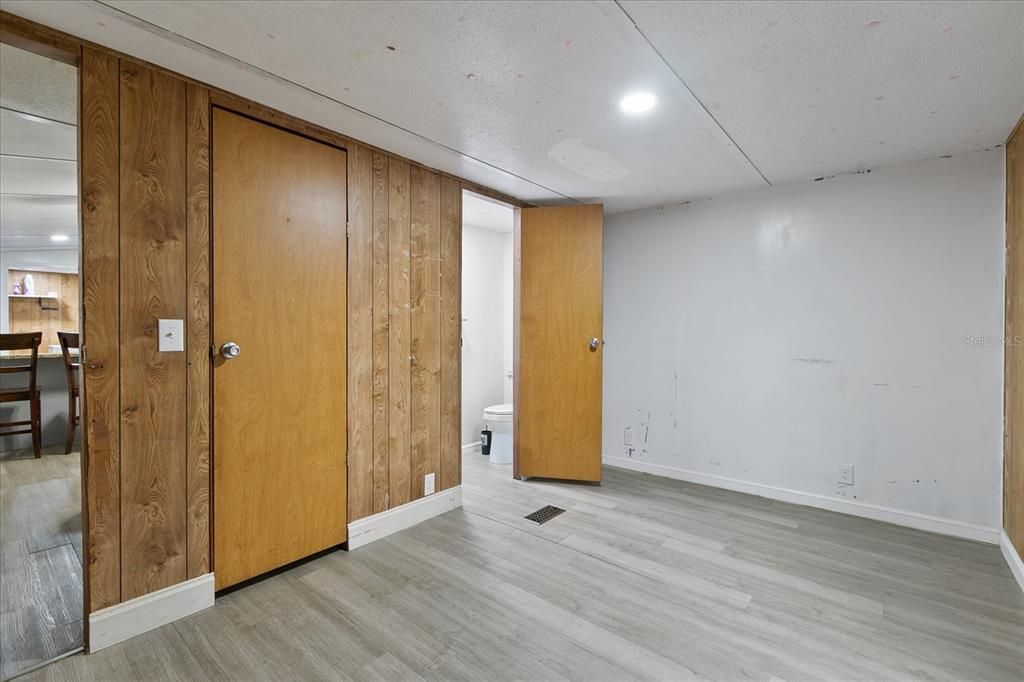 For Sale: $450,000 (3 beds, 1 baths, 616 Square Feet)